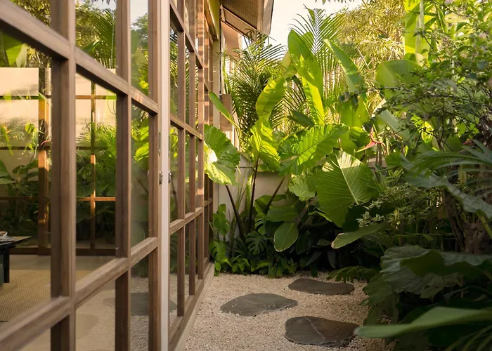 别墅 Rumah Amara - Tropical Modern, Japanese-inspired 1 Bedroom In Peaceful Jungle 乌鲁瓦图