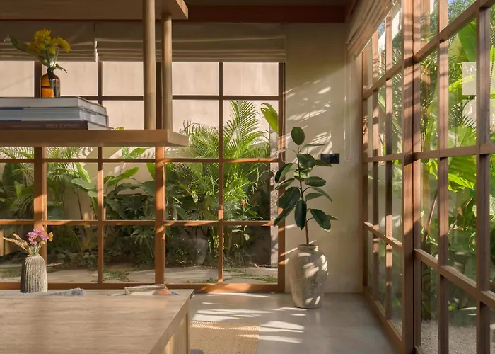 Rumah Amara - Tropical Modern, Japanese-inspired 1 Bedroom In Peaceful Jungle *