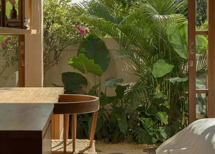 Rumah Amara - Tropical Modern, Japanese-inspired 1 Bedroom In Peaceful Jungle 别墅