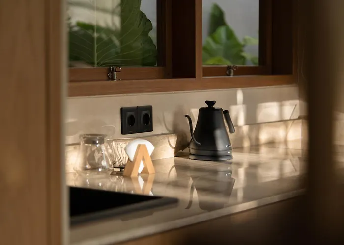 Rumah Amara - Tropical Modern, Japanese-inspired 1 Bedroom In Peaceful Jungle
