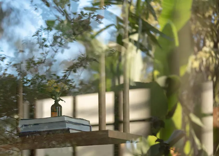 别墅 Rumah Amara - Tropical Modern, Japanese-inspired 1 Bedroom In Peaceful Jungle